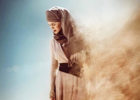 QUEEN OF THE DESERT: première affiche (un peu loupée) pour le film d'Herzog avec Nicole Kidman