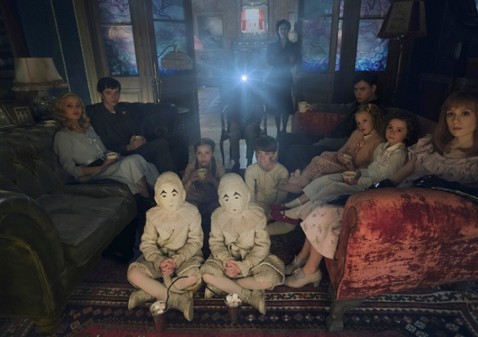 MISS PEREGRINE ET LES ENFANTS PARTICULIERS: premières images du nouveau Tim Burton