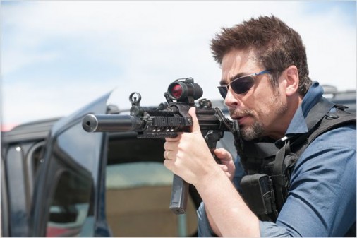 SICARIO premières images du thriller en compétition à Cannes avec Emily Blunt & Josh Brolin