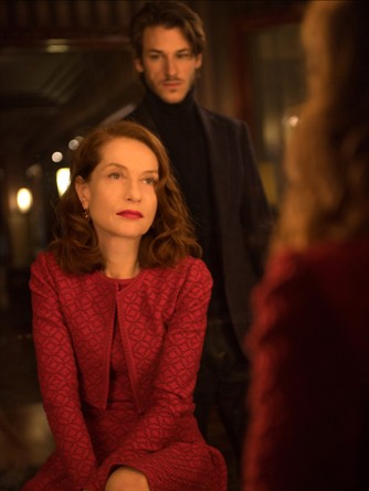 EVA: 1res images du film avec Isabelle Huppert en compétition à la Berlinale